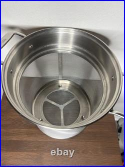 All-Clad Stainless Steel 12 Quart Multi Stock Pot with Pasta Strainer And Lid