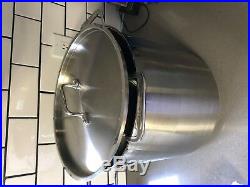 All-Clad Stainless Steel 12 Quart Stock Pot used a couple of times