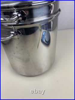 Kirkland Signature Professional 12 QT Stock Pot with 2 Steamers & Lid