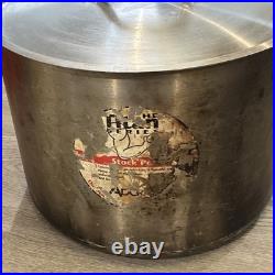 The Titan Series 40 Qt 18/8 Stainless Steel Stock Pot