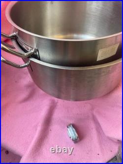 Two Commercial 15in x 8in 20 qt. 13in x 7.5in 16 qt Stainless Steel Stock Pot
