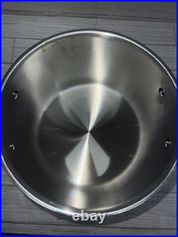 Viking 3 ply Stock Pot with Strainer 8 QT 7.6L 18/8 Stainless Steel Aluminum Core Viking 3 ply Stock Pot with Strainer 8 QT 7.6L 18/8 Stainless Steel Aluminum Core